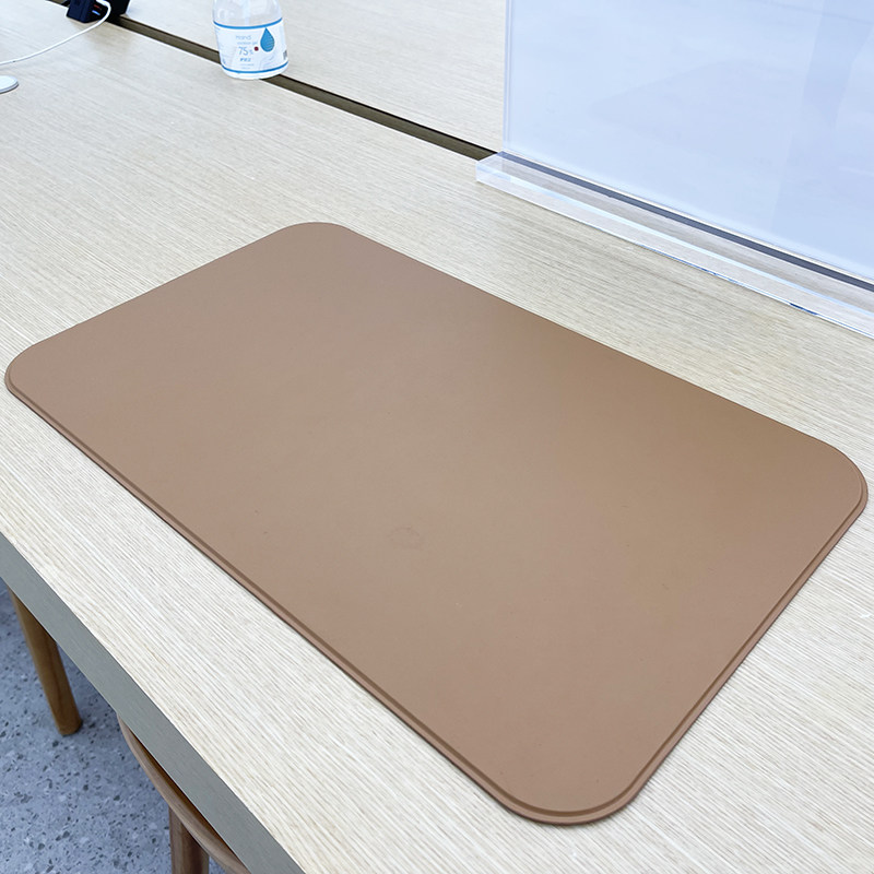 适用苹果体验店表带试戴皮垫  WatchS7棕色防滑演示垫桌垫鼠标垫