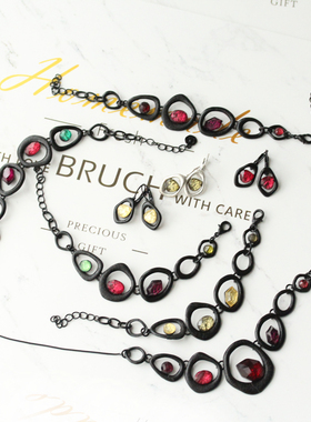 美式简约设计暗黑系列黑色合金镶嵌彩色水钻不规则边框手链项链