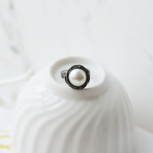 独立设计师天然白色贝母珍珠新中式几何前卫缠绕黑色17号食指戒指