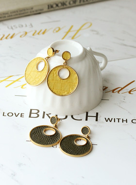 欧美复古个性皮质柠檬黄黑色动物纹路大小圆圈合金大夸张耳环