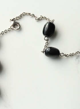 欧美外贸简约百搭黑色陶瓷老串珠长毛衣链