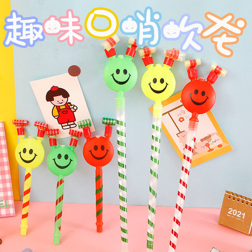 吹龙口哨节日庆典啦啦队小礼物