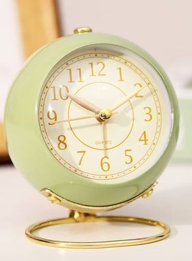 学生闹钟小巧复古烤漆儿童用书桌卧室床头钟表创业时尚家用小座钟