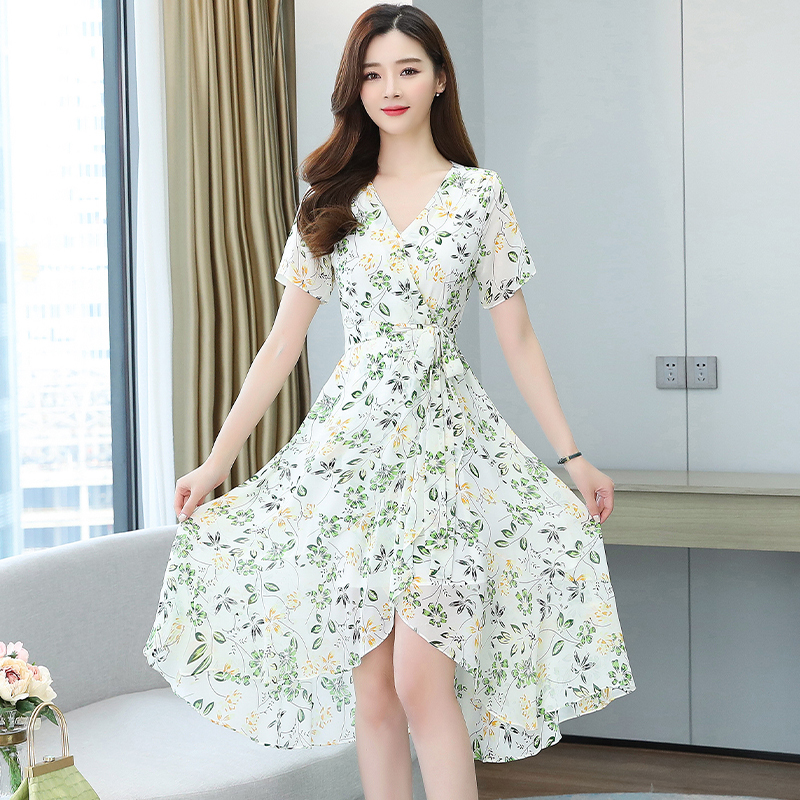 Floral dress women's summer new Korean version small foreign style age reducing gentle temperament skirt