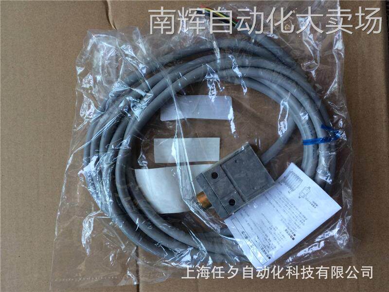 欧姆龙限位开关D4C-3032-DK1EJ03