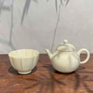 冰台釉素色小梨壶 功夫茶具 海棠茶杯 泡茶壶 一壶一杯 中式 惊蛰