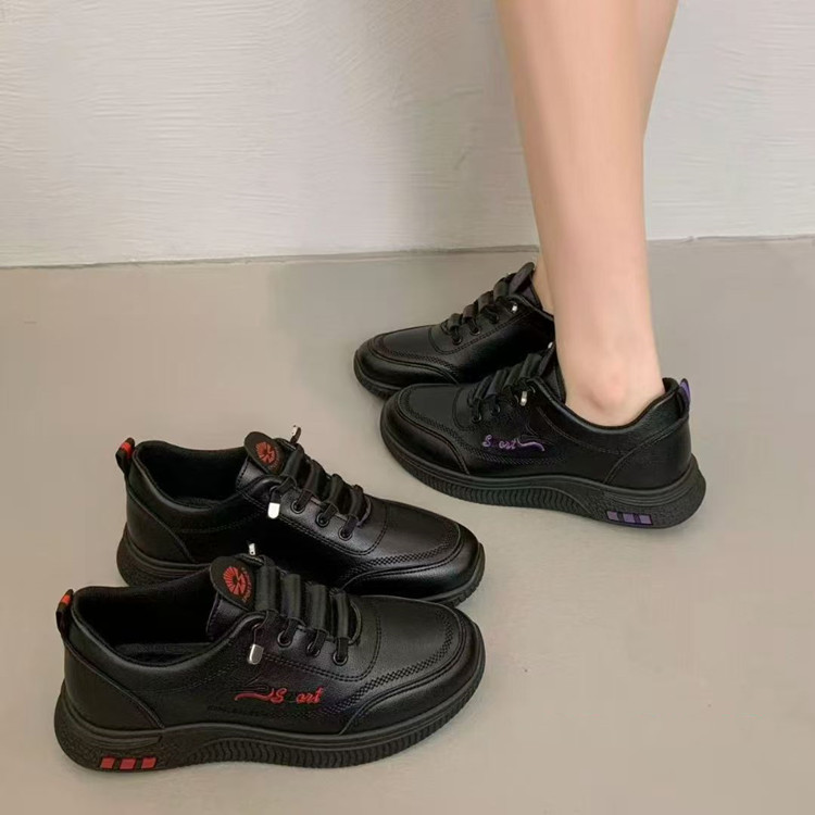 2025秋冬新款不累脚平底一脚蹬皮鞋防滑软底旅游休闲运动跑步鞋女