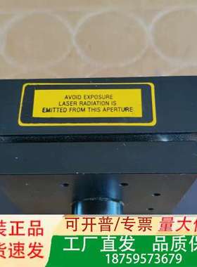 激光器，Class 2级别，带黄色警示标签。黑色金属外壳，成议价