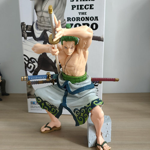 现货正版海贼王索隆手办和服