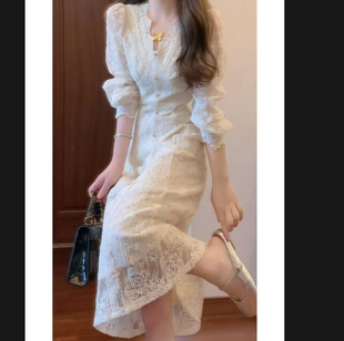 法式甜美温柔风白色蕾丝连衣裙女2026夏秋季长袖收腰气质长裙子女