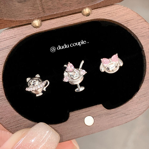 可爱hellokitty耳钉医用钛钢养耳