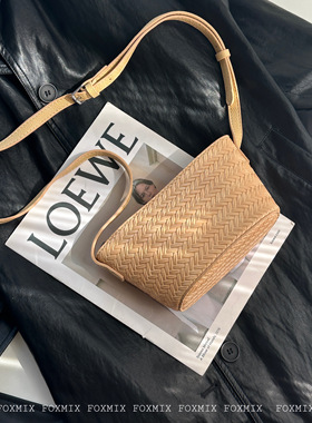 小众文艺感mini手机包斜挎单肩小包包编织小废包轻便韩感菜篮子