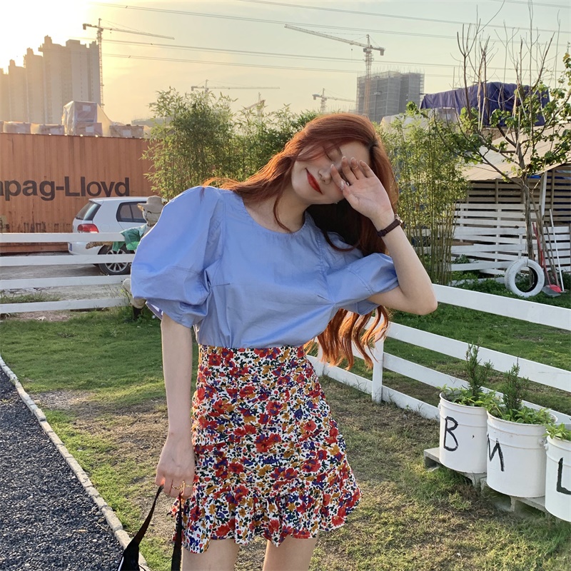Real price Korean slim high waist Floral Chiffon Skirt + round neck Lantern Sleeve Top