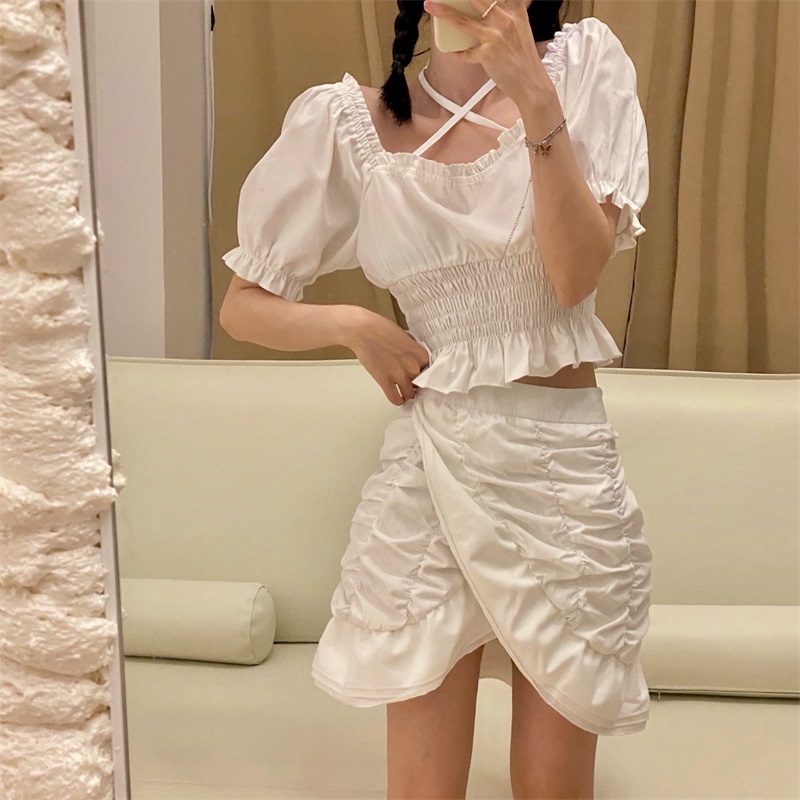 Real price Korean slim white shirt with bubble sleeve + high waist and tulip skirt