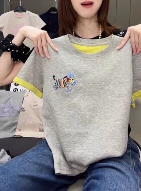 广州十三行女装灰色正肩宽松短袖t恤女夏季卡通刺绣减龄体恤上衣