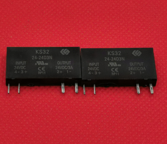 KS32 24-24D3N 24VDC 宏发固态继电器 24VDC/3A