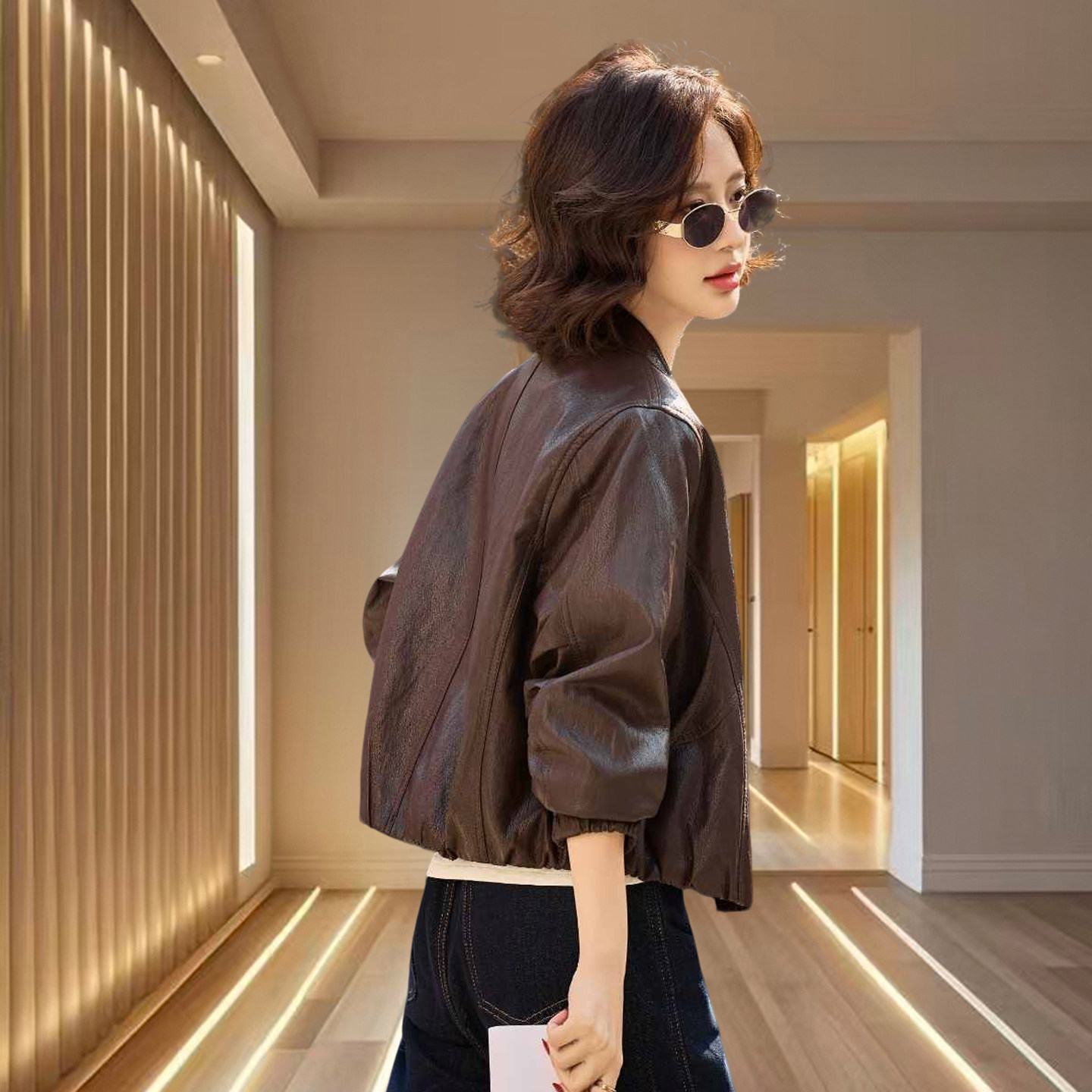 海宁真皮皮衣女款2026新款时尚短款绵羊皮夹克韩版显瘦小个子外套