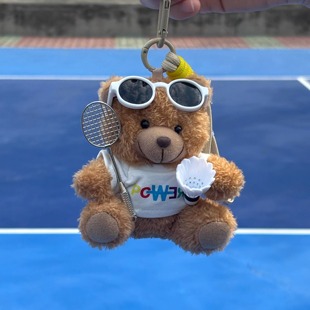 泰迪熊羽毛球拍包挂件毛绒玩偶运动背包挂饰男女礼物潮玩包挂定制