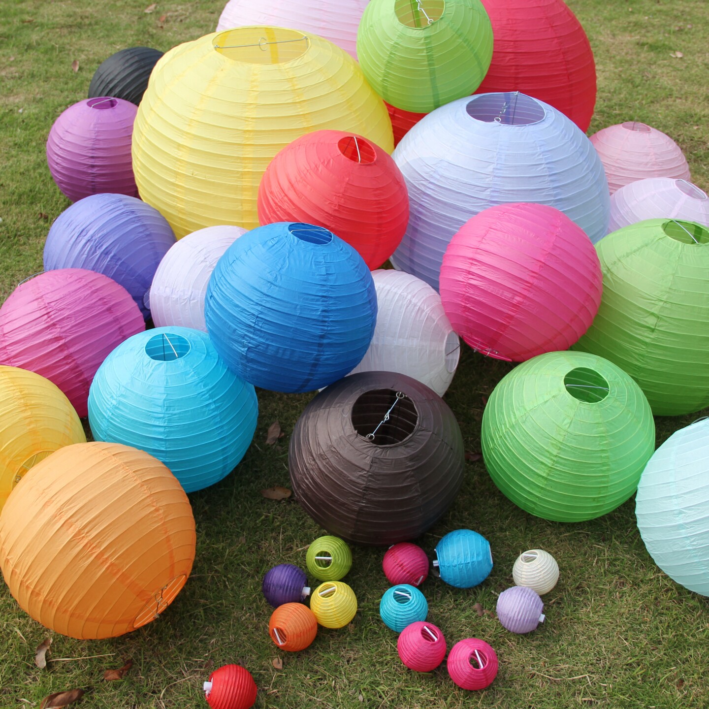 24寸纸灯笼定制60CM装饰彩色广告灯饰大号吊灯罩结婚庆典婚礼用品