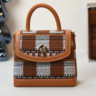 瑶族刺绣民族风手提包女广西少数民族复古几何纹斜挎包