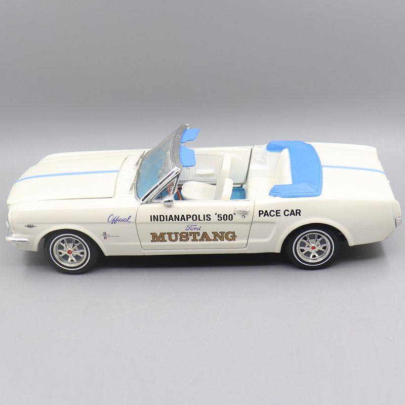 现货正版REVELL 1/18 福特 Mustang 1965  仿真合金汽车成品模型