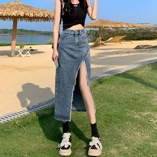 不规则开叉牛仔裙女款夏季ins风辣妹毛边设计中长a字半身包臀裙子