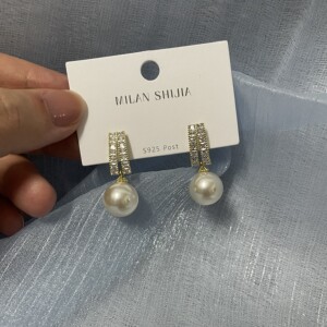 高级感珍珠耳钉925银针名媛气质洋气设计感耳饰耳环女新款潮耳坠