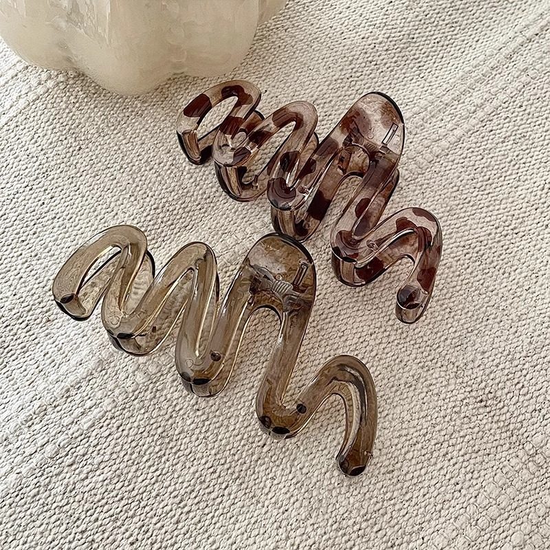 咖色透明波浪抓夹女后脑勺大号鲨鱼夹2024新款发夹盘发夹子头饰