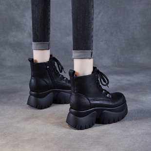 真皮内增高9CM小个子马丁靴女英伦风2025新款 百搭冬加绒厚底短靴