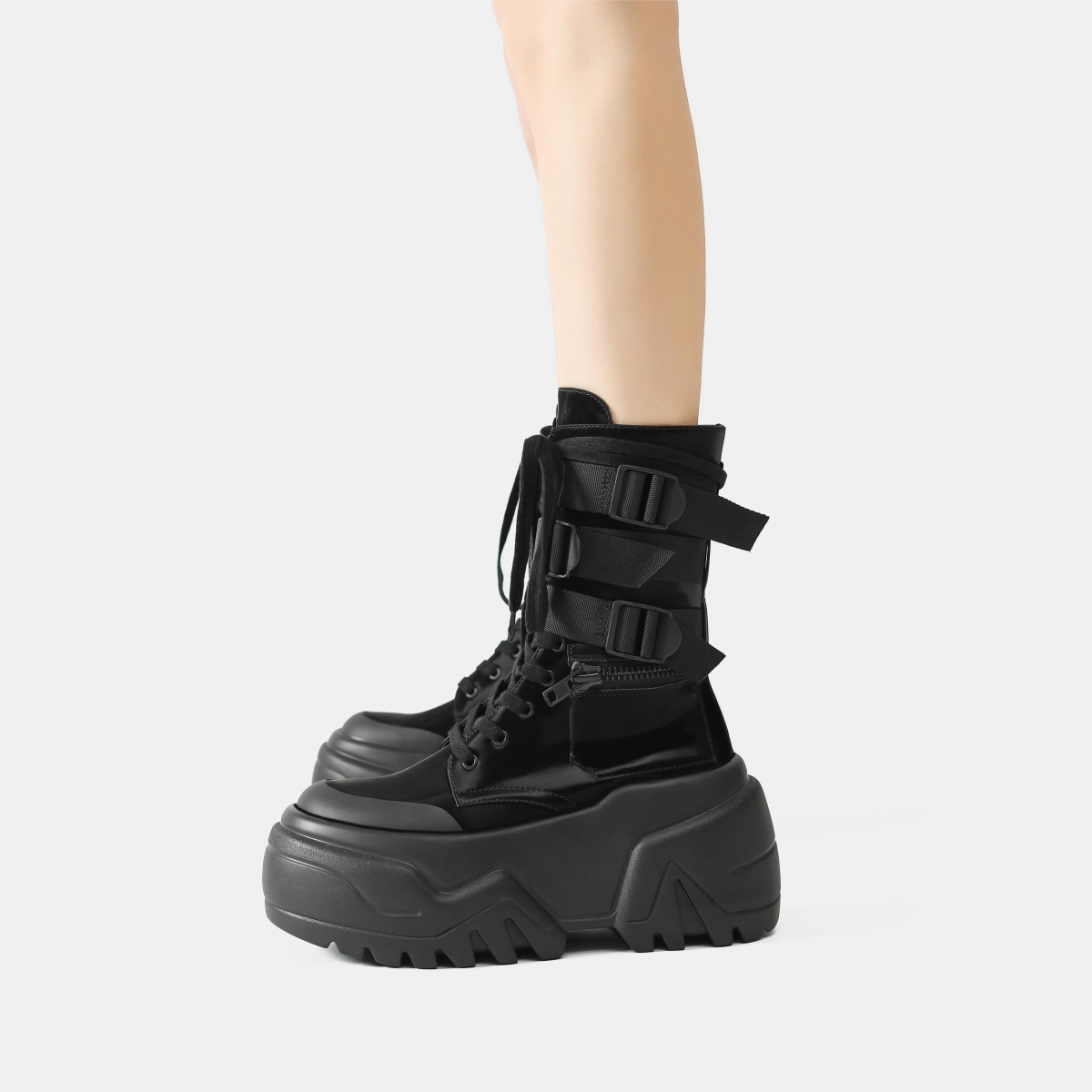 超高厚底工装短靴子女休闲运动增高机车潮酷小众骑士靴中筒马丁靴