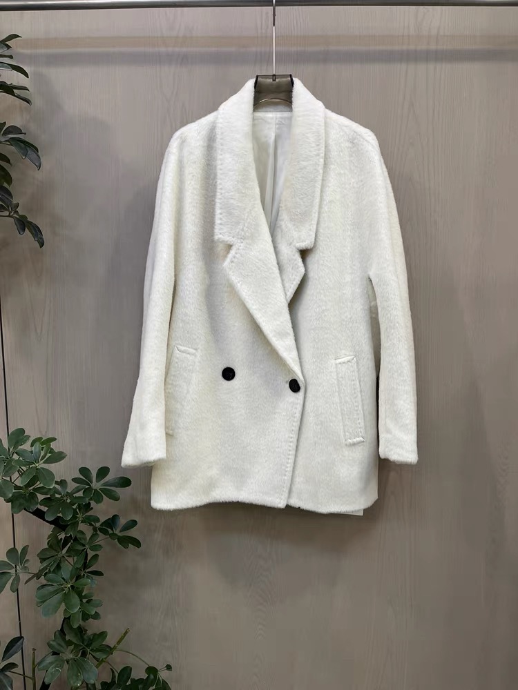 瑞瑞欧货2025冬季新款时尚气质百搭翻领中长款大衣521