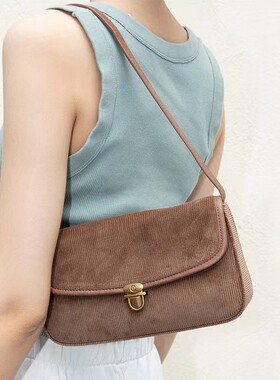 BM灯芯绒腋下包BrandyMelville女士法棍小包单肩斜挎包手提小方包