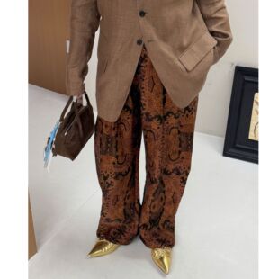 E26SS10054AA102 佩斯利印花香云纱面料哈伦裤 ELVIS CHEUNG