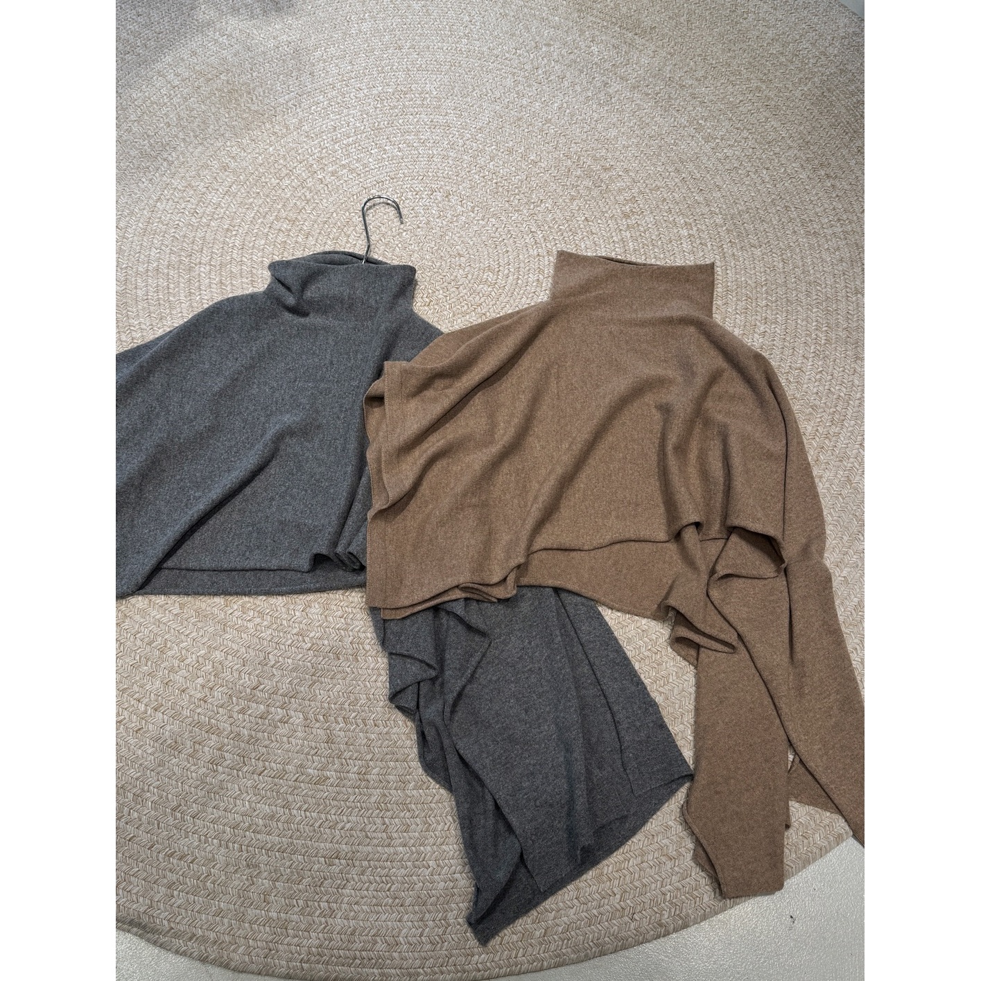 Emily精选 高领山羊绒披肩 655030