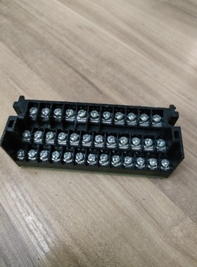 三菱变频器端子 FR-A700 MT061 BKO-CA1606 拆机包好 直拍