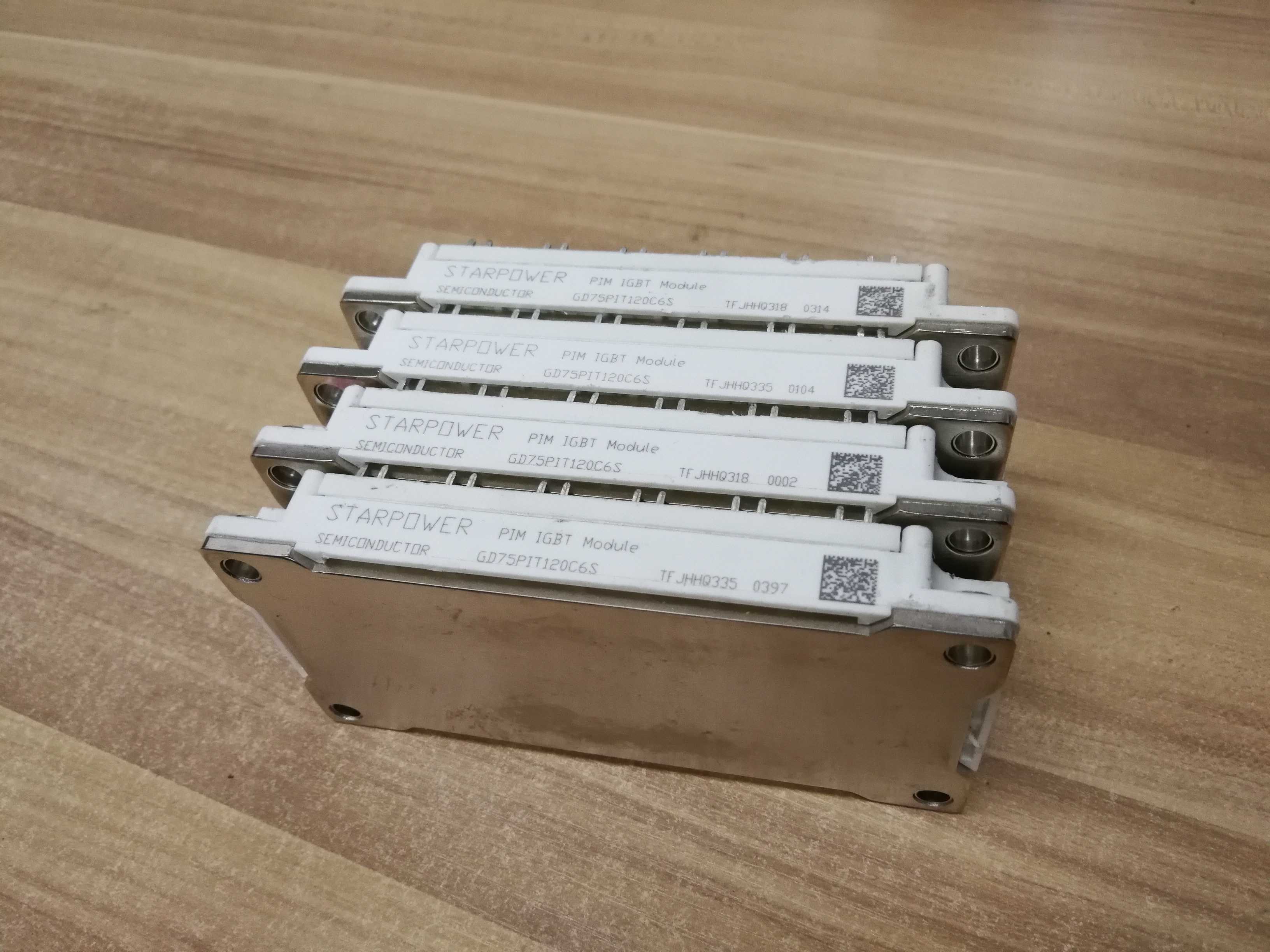 七单元 变频器模块 1275A00V 75A GD75PIT120C6S 成色好 测试好