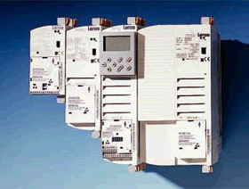 EVS9322-ES E82EV113-4C ESMD371X2SFA EVS9326-EP 伦茨变频维修