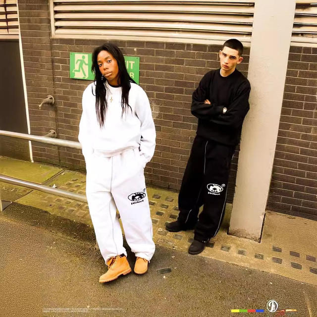 跨境新款抓绒刺绣运动裤 Trapstar字母休闲街头青年加绒卫裤运动