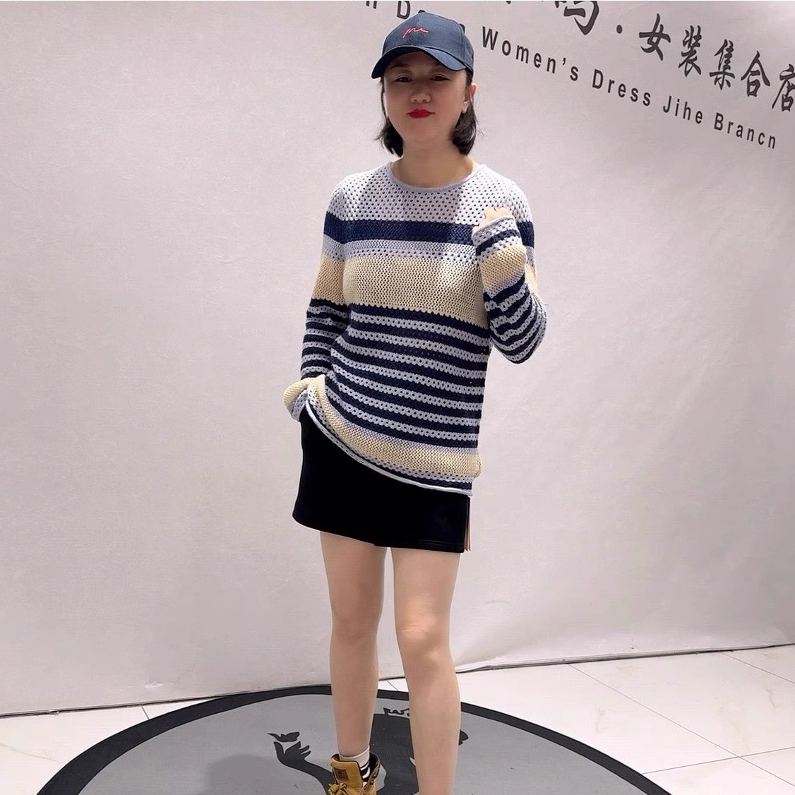 芮娜依莲年货新款大码针织衫上衣