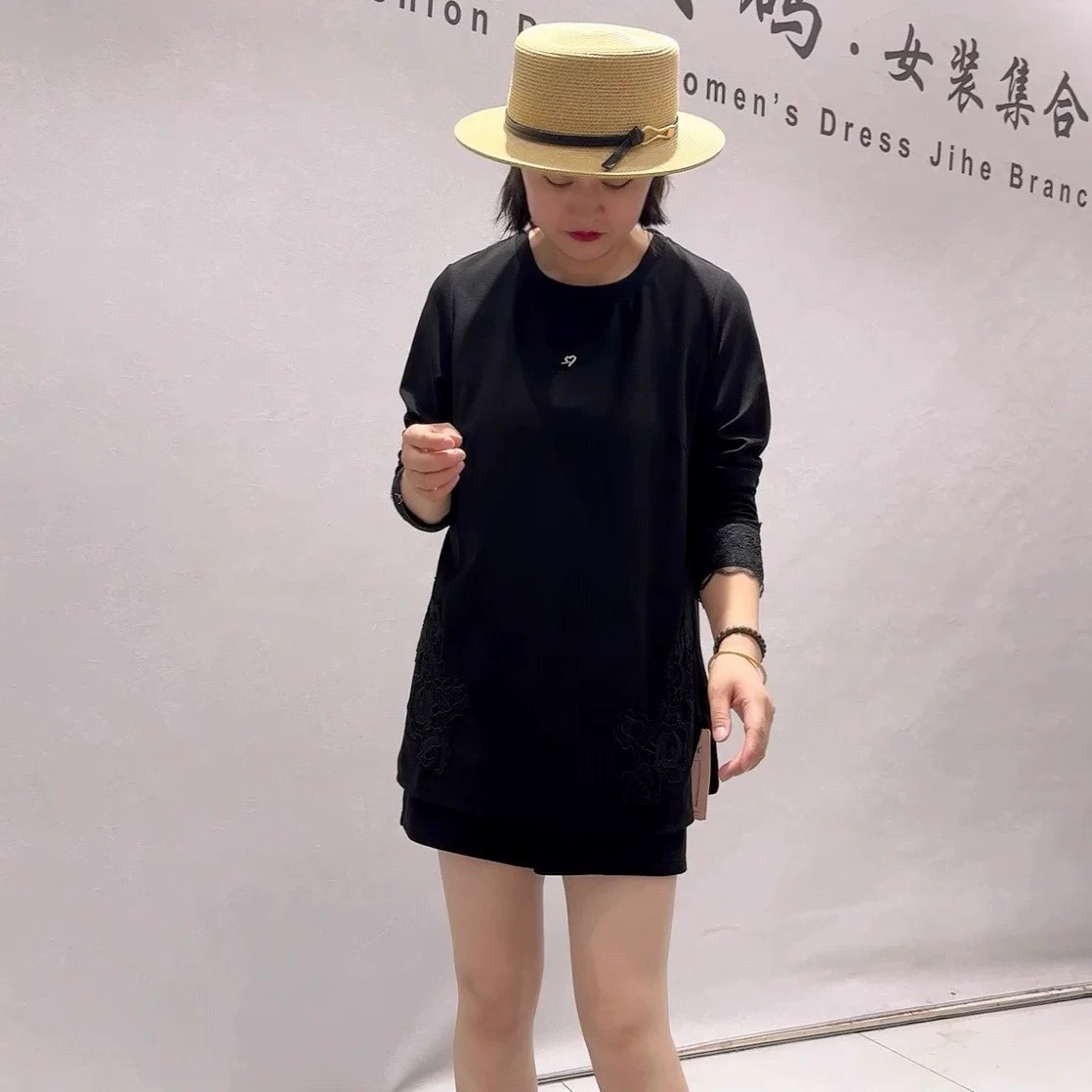 5136芮娜依莲秋季新款欧货一手长衫上衣加大码女装胖妹妹显瘦长袖