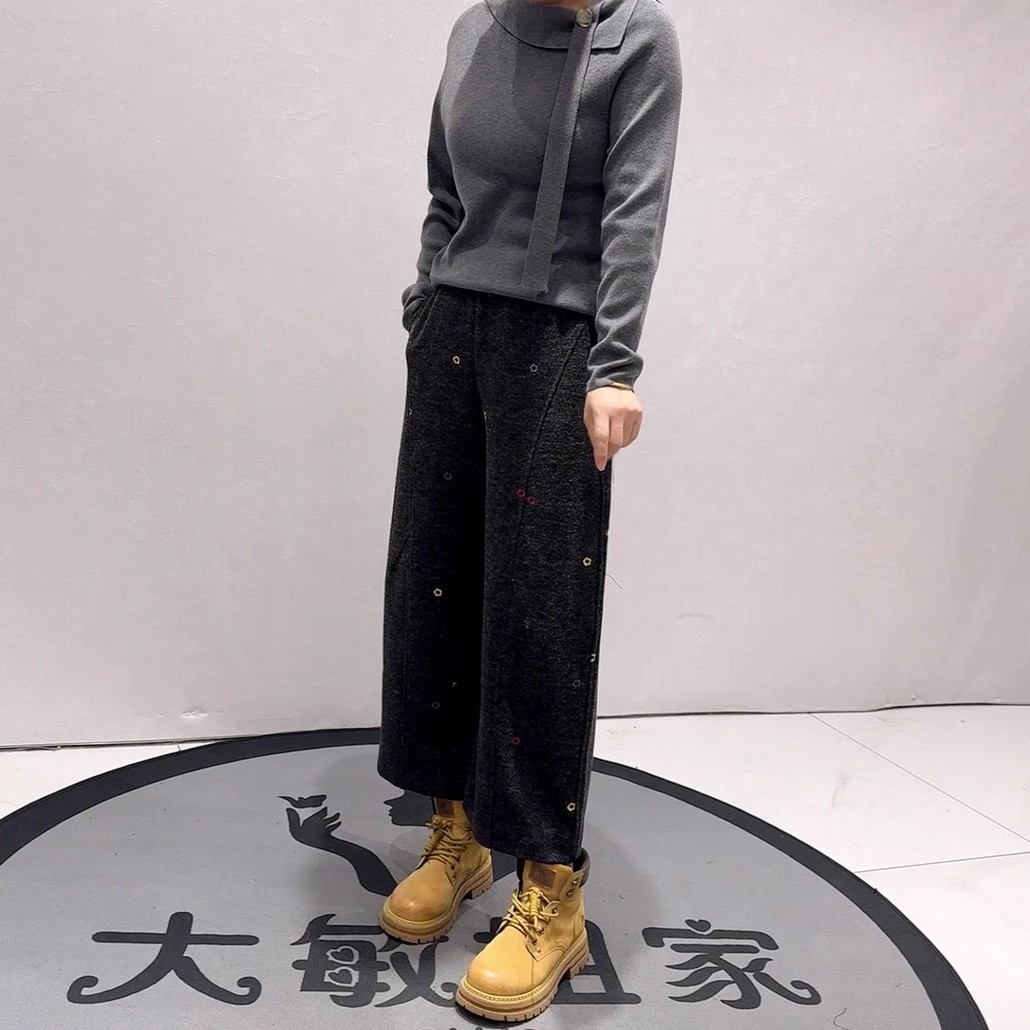 女权贵族冬季新款大码毛呢裤女裤