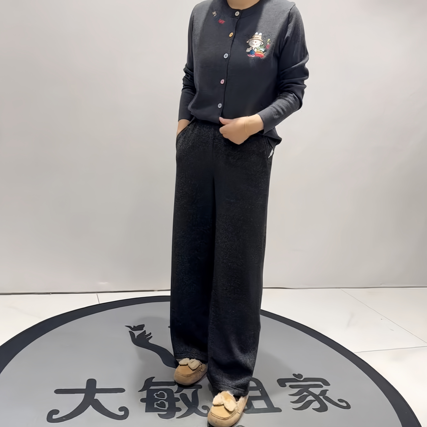 女权贵族冬季新款大码厚面料女裤