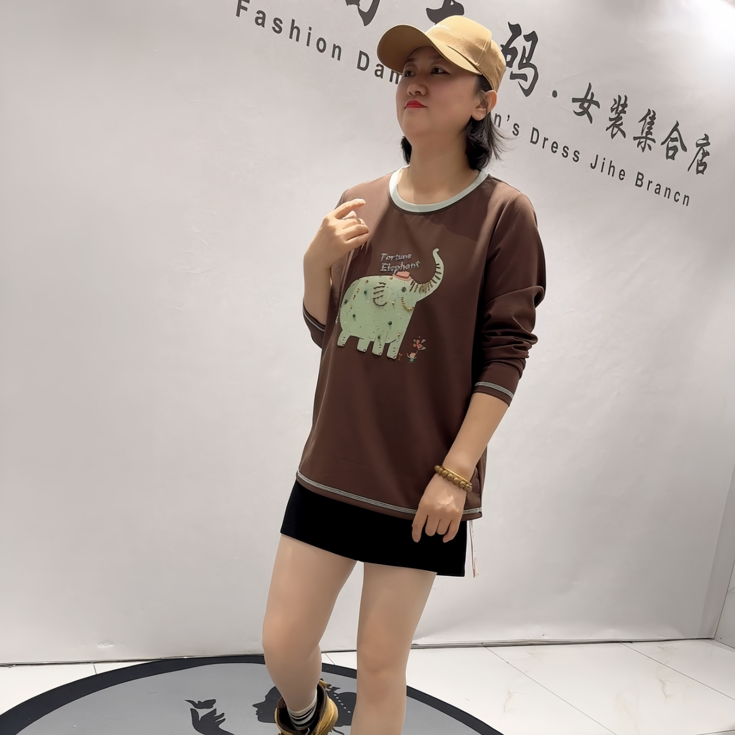 芮娜依莲年货新款大码减龄棉T恤