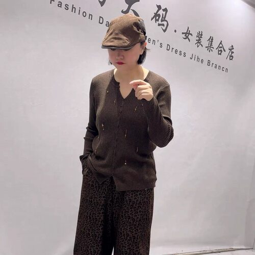 女权贵族秋冬新款大码针织衫上衣