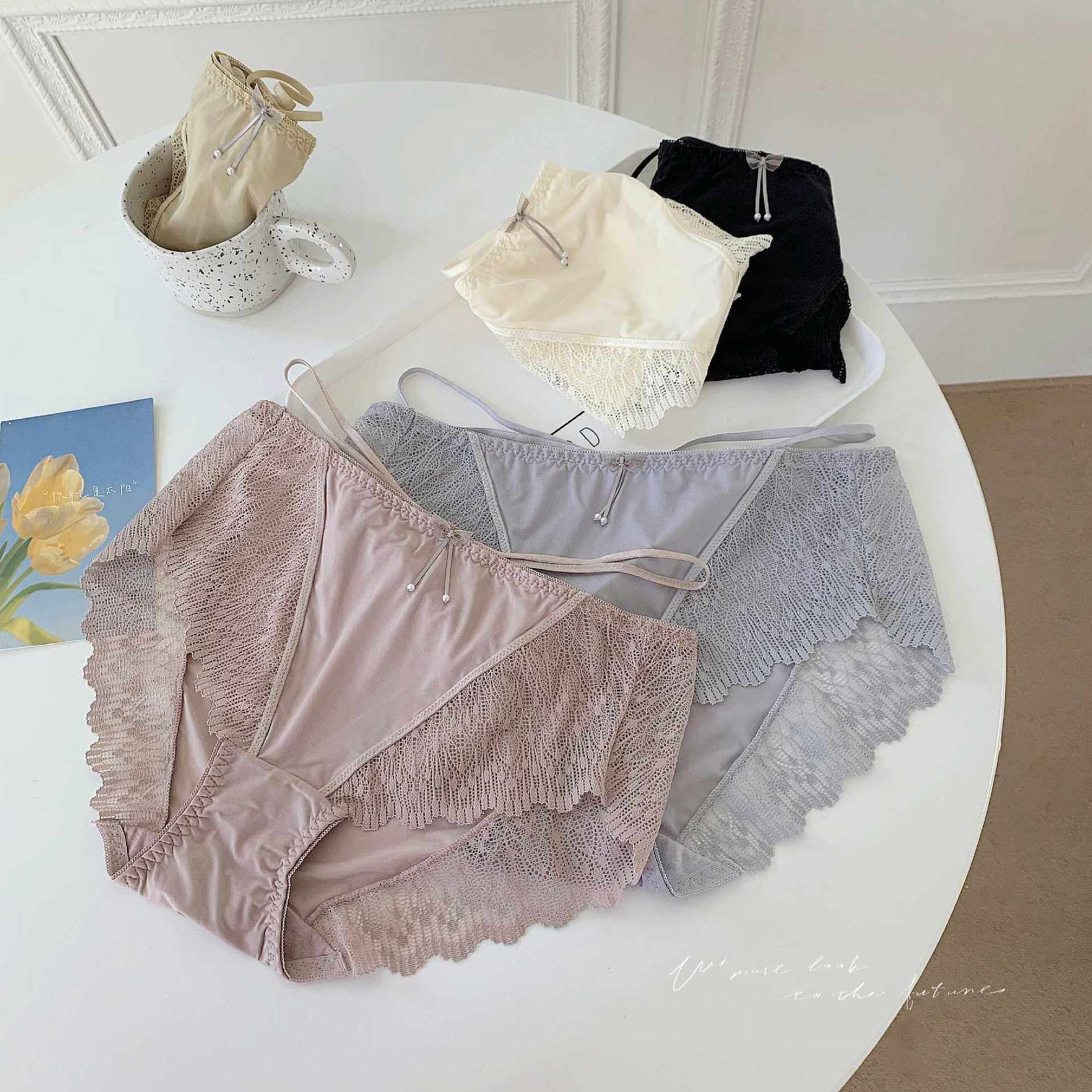 性感交叉系带蕾丝内裤纯欲高开叉丝滑缎面精致花面女神三角裤新款,女士内衣/男士内衣/家居服,女三角裤,淘宝优惠券,粉丝福利购,淘宝优惠卷