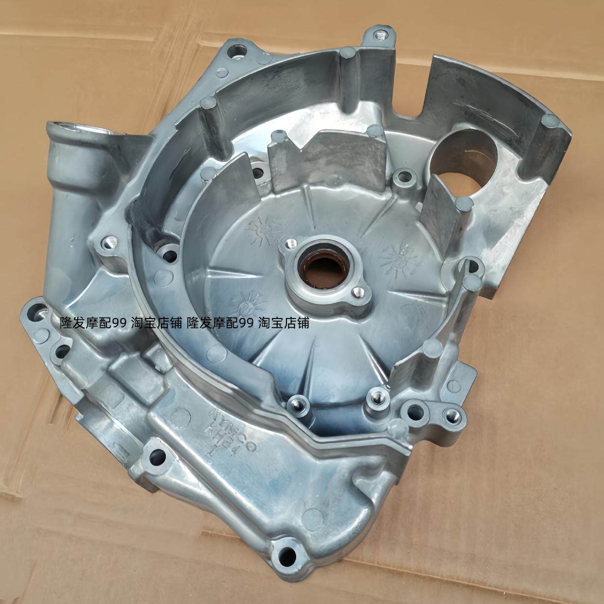 光阳原厂 尊客125 KN125T-2 右曲轴箱盖 磁电机盖 机油盖 KDU