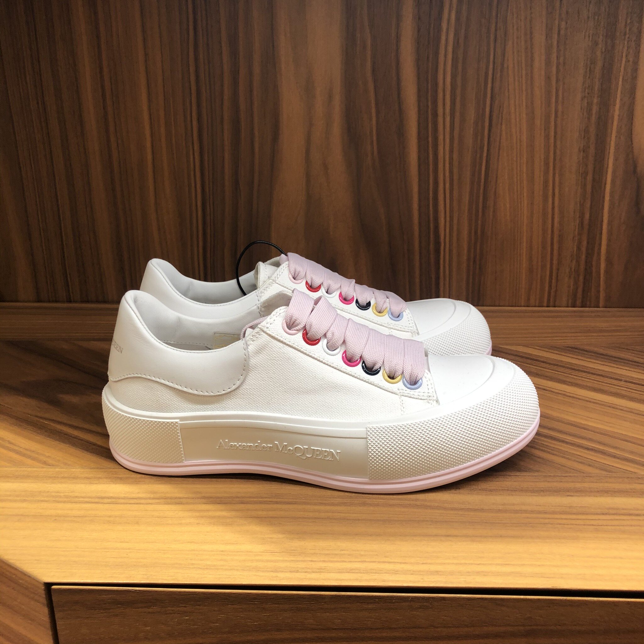 最米兰专柜正品麦昆alexander mcqueen女士tread slick系带鞋