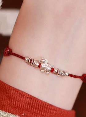 马衔财马年2026本命年红绳手链编织绳女手绳饰品吉祥礼物