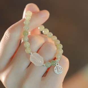 仿和田玉福牌手串ins新款白色面包兔子手链简约气质手饰生日礼物