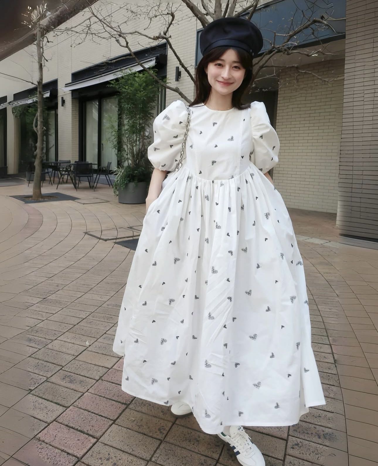 日单Bibi女士连衣裙甜美气质爱心刺绣泡泡袖连衣裙